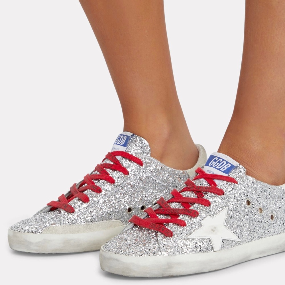 Authentic GOLDEN GOOSE
Superstar Glitter Low-Top Sneakers